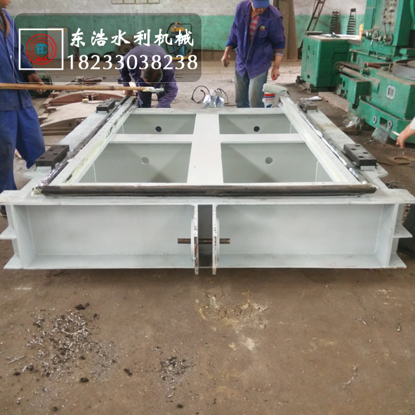 鋼閘��?橡膠安裝.jpg 鋼閘��?橡膠安裝.jpg